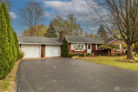 101 Redwood Dr, Greenville, OH 45331