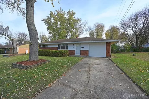 14 Burchwood St, Trotwood, OH 45426
