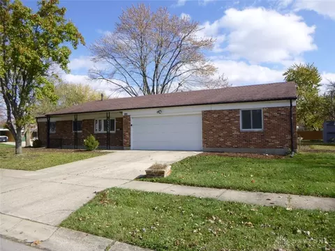 7012 Centerlawn Dr, Dayton, OH 45424