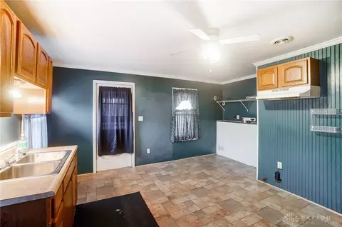 810 Bellevue Ave, Springfield, OH 45503 photo 17