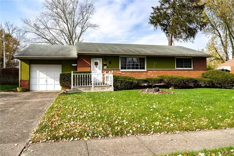 31 Stubbs Dr, Dayton, OH 45426