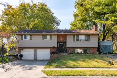 144 Sue Dr, Germantown, OH 45327