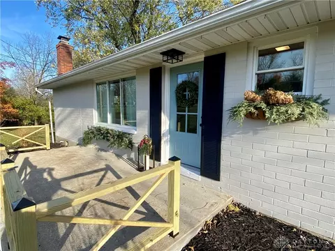 7840 Bellefontaine Rd, Huber Heights, OH 45424
