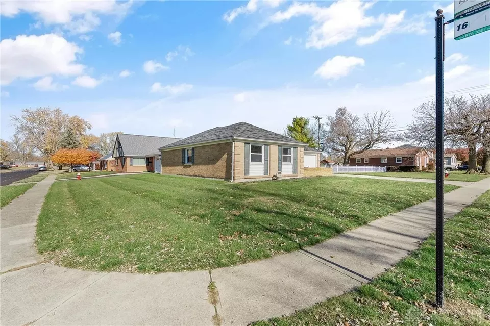  316 Sheets St, Englewood, OH 45322 photo 3