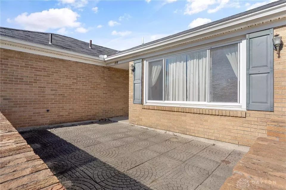  316 Sheets St, Englewood, OH 45322 photo 5