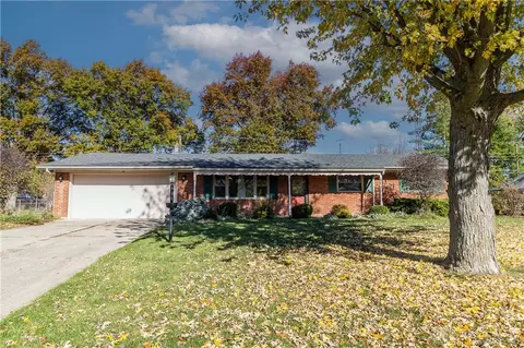 212 Linwood Dr, Greenville, OH 45331