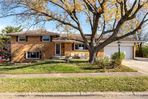 3750 Mengel Dr, Dayton, OH 45429