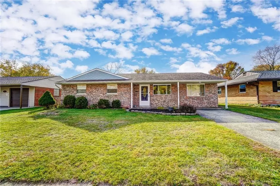 710 Kirkwood Dr, Vandalia, OH 45377 31 Photos Movoto