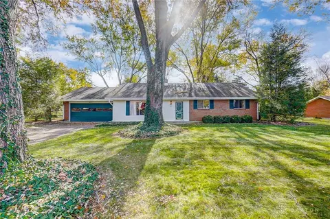548 Deptford Ave, Dayton, OH 45429