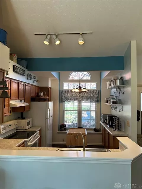 1180 Nutmeg Ct #96, Centerville, OH 45459 photo 6