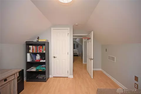 7825 Maple Leaf Dr, Madeira, OH 45243 photo 24