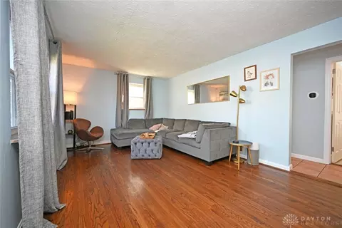 7825 Maple Leaf Dr, Madeira, OH 45243 photo 5