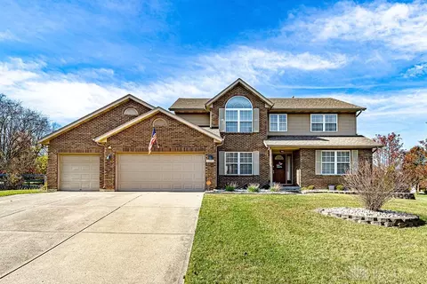 5327 Shady Meadows Dr, Hamilton, OH 45011