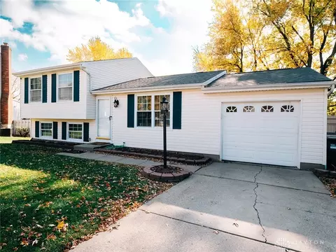 3221 Paprika Ct, Cincinnati, OH 45251