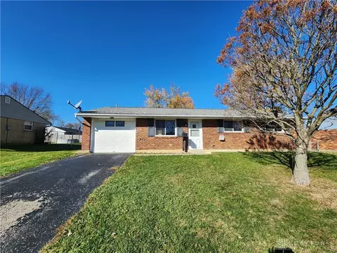 7151 Saffron Dr, Dayton, OH 45424