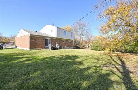 10201 Crestland Ct, Colerain Township, OH 45251 photo 7