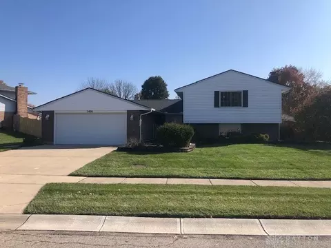 5406 Woodgate Dr, Dayton, OH 45424