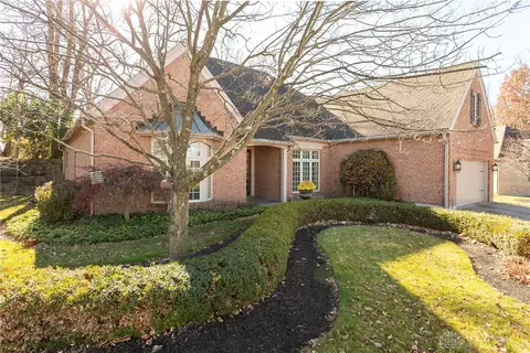 276 Rue Marseille, Kettering, OH 45429