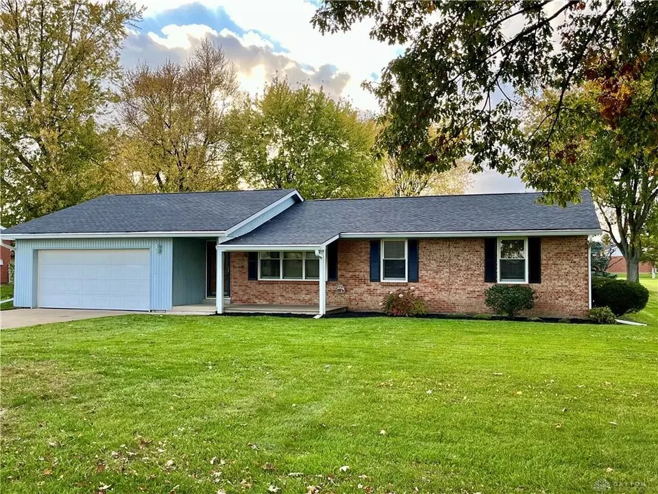 1503 East Ave, Eaton, OH 45320 | 33 Photos - Movoto
