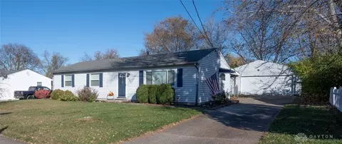 906 Arthur St, Trenton, OH 45067