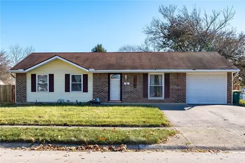 914 Firwood Dr, New Carlisle, OH 45344