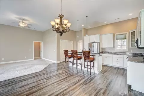 1465 Lantern Ln, Troy, OH 45373 photo 14