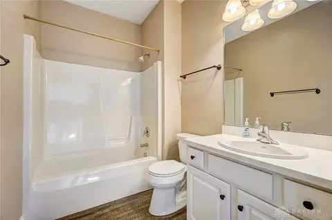 1465 Lantern Ln, Troy, OH 45373 photo 35