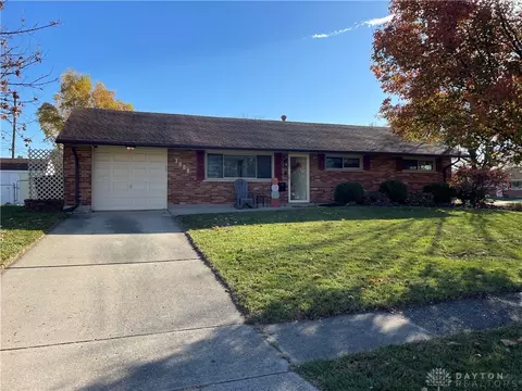 3928 Elmira Dr, Kettering, OH 45439