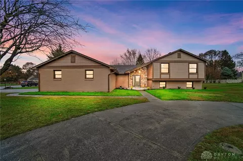 2100 Pelwood Dr, Dayton, OH 45459