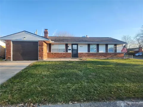 7821 Redbank Ln, Huber Heights, OH 45424