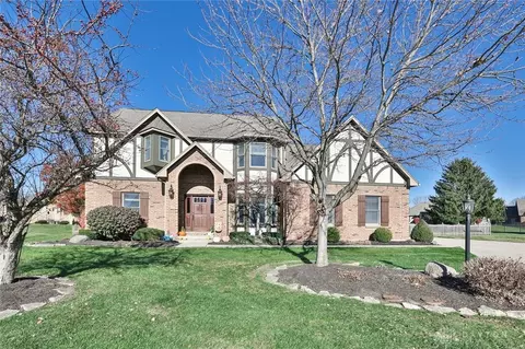 2006 Winding Wheel Ct, Englewood, OH 45322