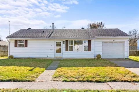 50 Regina Dr, Fairborn, OH 45324