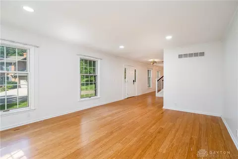 9698 Ash Ct, Blue Ash, OH 45242 photo 19