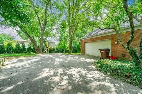 9698 Ash Ct, Blue Ash, OH 45242 photo 12