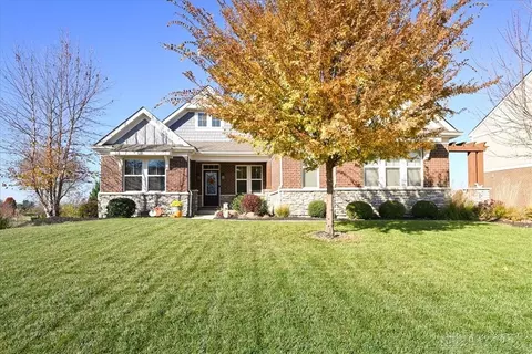 1335 Golf Club Dr, Lebanon, OH 45036