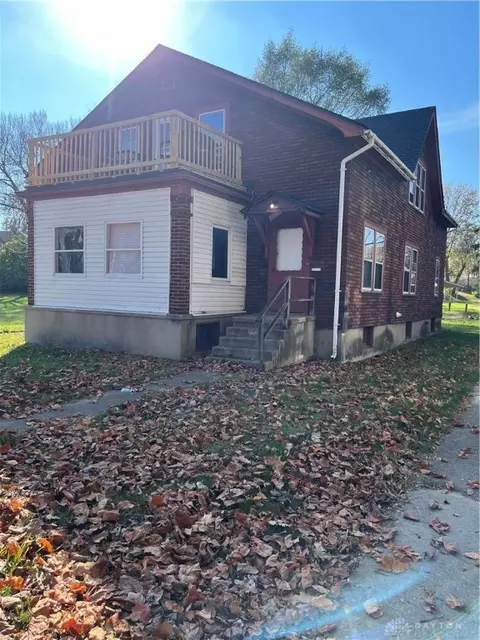 1805 Riverside Dr, Dayton, OH 45405