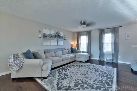 291 Cherry Laurel Ct, Maineville, OH 45039 photo 4