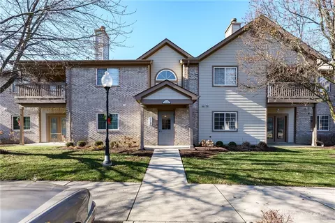 1690 Piper Ln #103, Centerville, OH 45440
