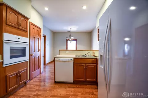 1484 Lantern Ln, Troy, OH 45373 photo 22
