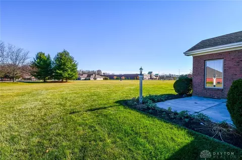 1484 Lantern Ln, Troy, OH 45373 photo 42