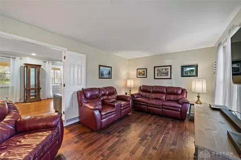 9611 Timbermill Ct, Cincinnati, OH 45231 photo 3