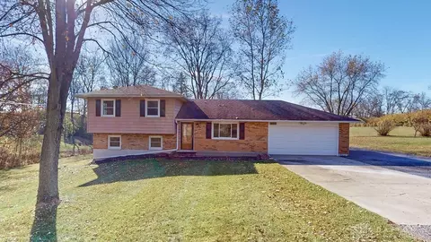 5153 Middletown Oxford Rd, Middletown, OH 45042