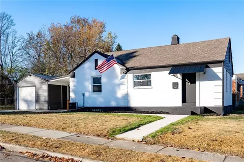 3001 Delaine Ave, Dayton, OH 45419