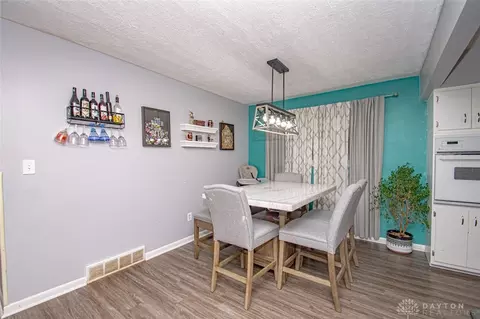2092 E David Rd, Kettering, OH 45440 photo 4