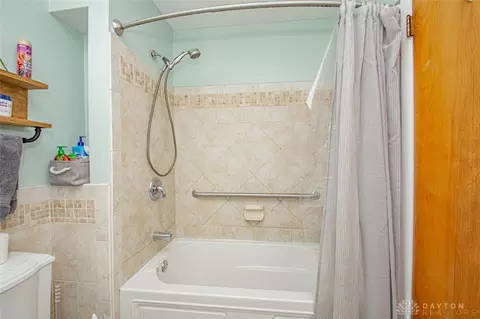 2092 E David Rd, Kettering, OH 45440 photo 15