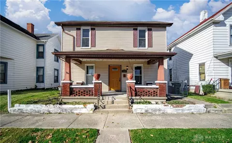 429 S 3rd St, Miamisburg, OH 45342
