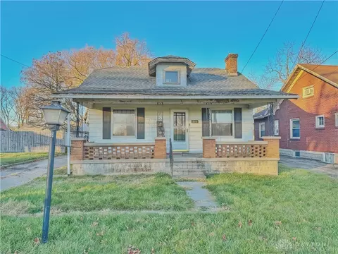 237 Community Dr, Dayton, OH 45404