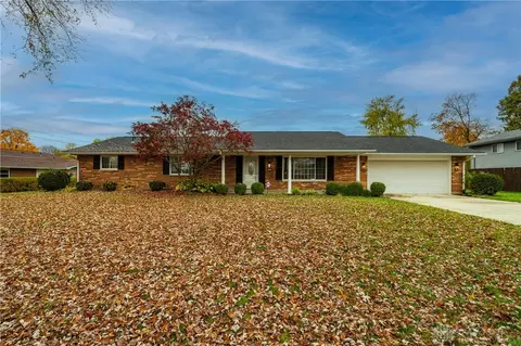 2357 Brown Bark Dr, Dayton, OH 45431