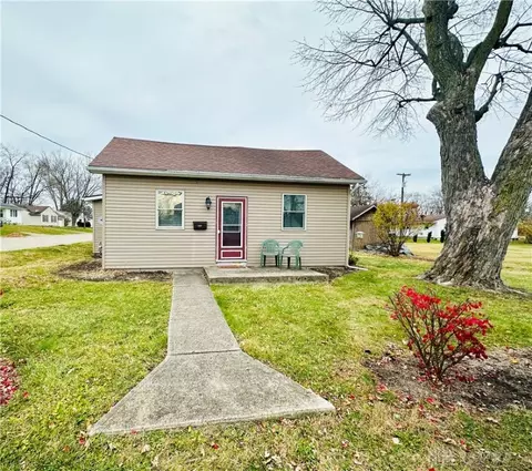 1030 W Ward St, Urbana, OH 43078