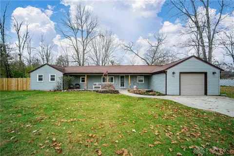 71 Ashbrook Rd, Dayton, OH 45415
